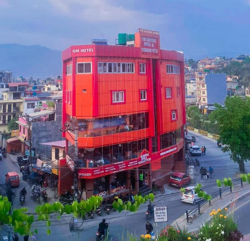 Om Tandoori Hotel Kathmandu Buitenkant foto